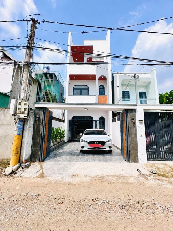 Bán nhà 3 PN 180m2 Phú Mỹ, Thủ Dầu Một, Bình Dương