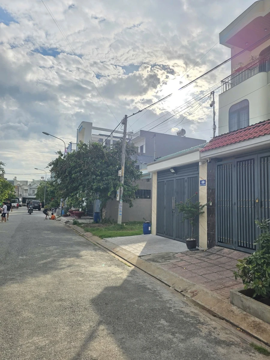 Bán nhà 85,7m2 giá 6 tỷ tại Đông Hòa, Dĩ An - Ảnh 1