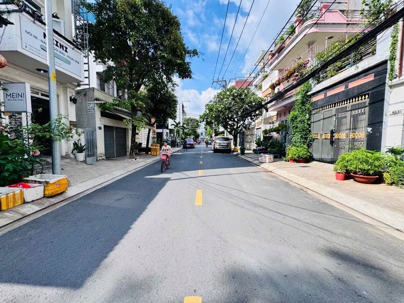 Bán lô đất 1500m² tại Phường Nghĩa Phú, Gia Nghĩa, Đắk Nông dhhy1122kaf