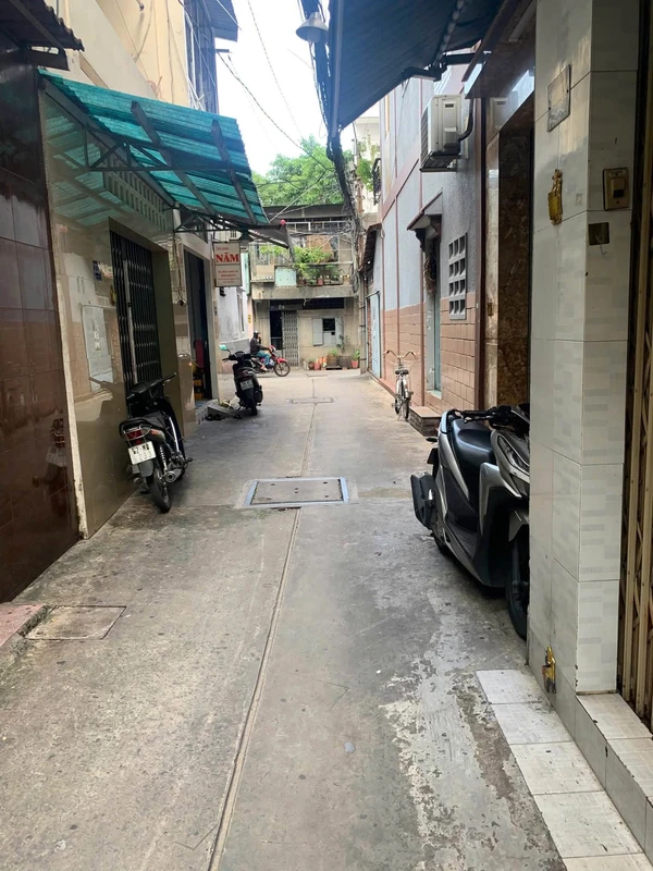 Bán nhà hẻm Q.11, 27.72m2, 4.8 tỷ gần Đầm Sen