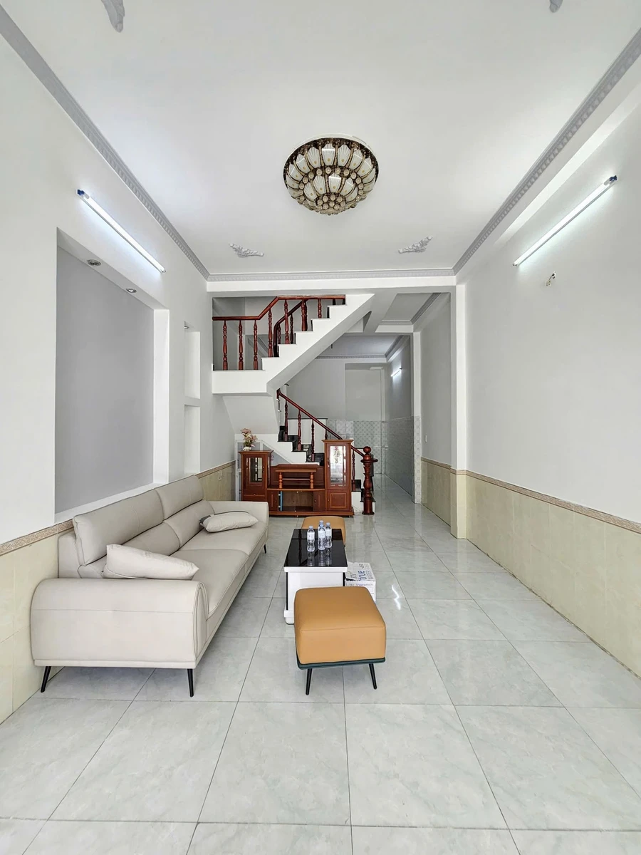 Bán nhà 1 trệt 1 lầu 60m2 Tân Đông Hiệp 3,68 tỷ - Ảnh thu nhỏ 4
