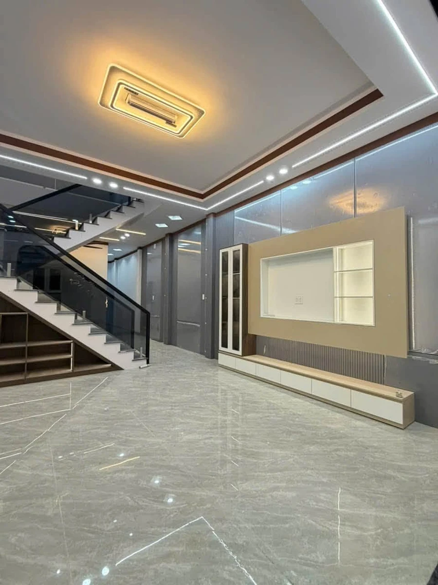 Bán nhà lầu 60m² mặt tiền, Bến Cát, Bình Dương, 2.58 tỷ - Ảnh thu nhỏ 2