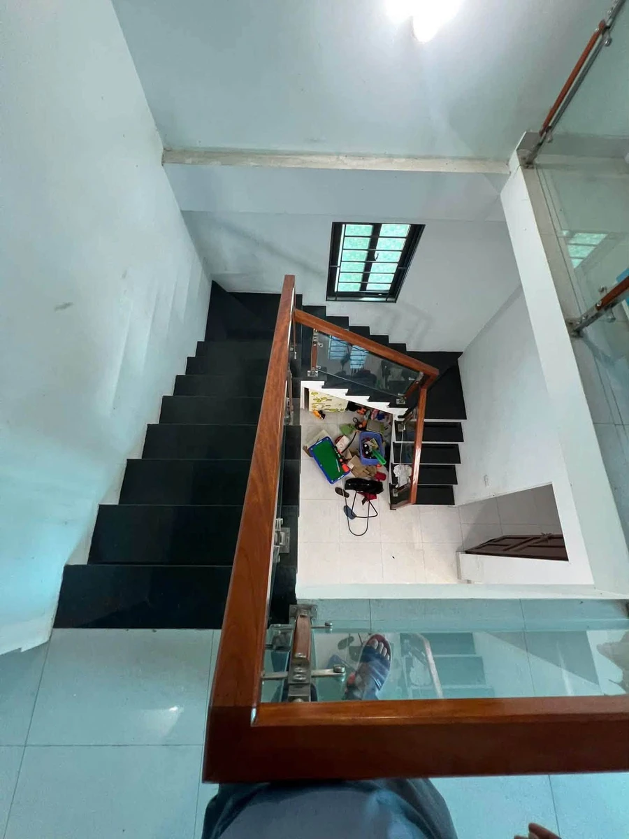 Nhà 2 tầng mặt tiền 11m Đông Vĩnh 78m² 2 tỷ - Ảnh 1