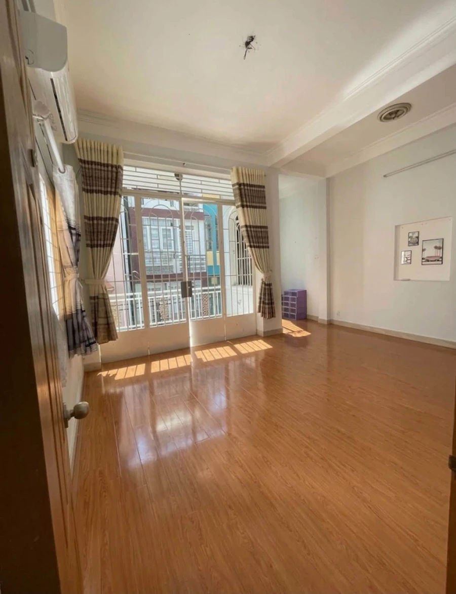 Bán nhà 4 phòng ngủ Trần Văn Quang Tân Bình 57m² - Ảnh thu nhỏ 5