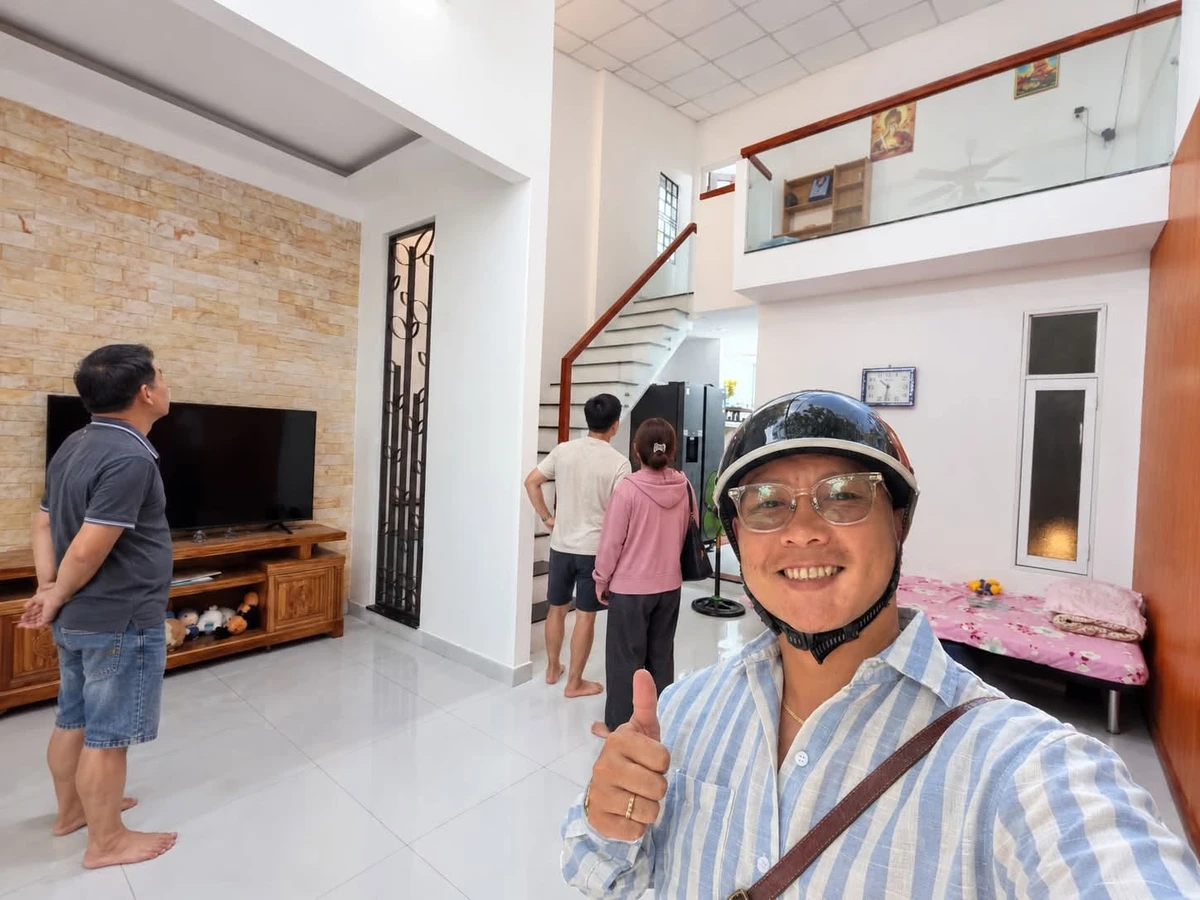 Căn 2PN 70,1m ban công hướng đông | view ốc đảo giá 3,x tỷ 2kiot - Ảnh 1
