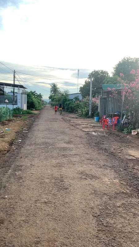 Bán đất Thôn 5 Eabar 180m² giá 680 triệu