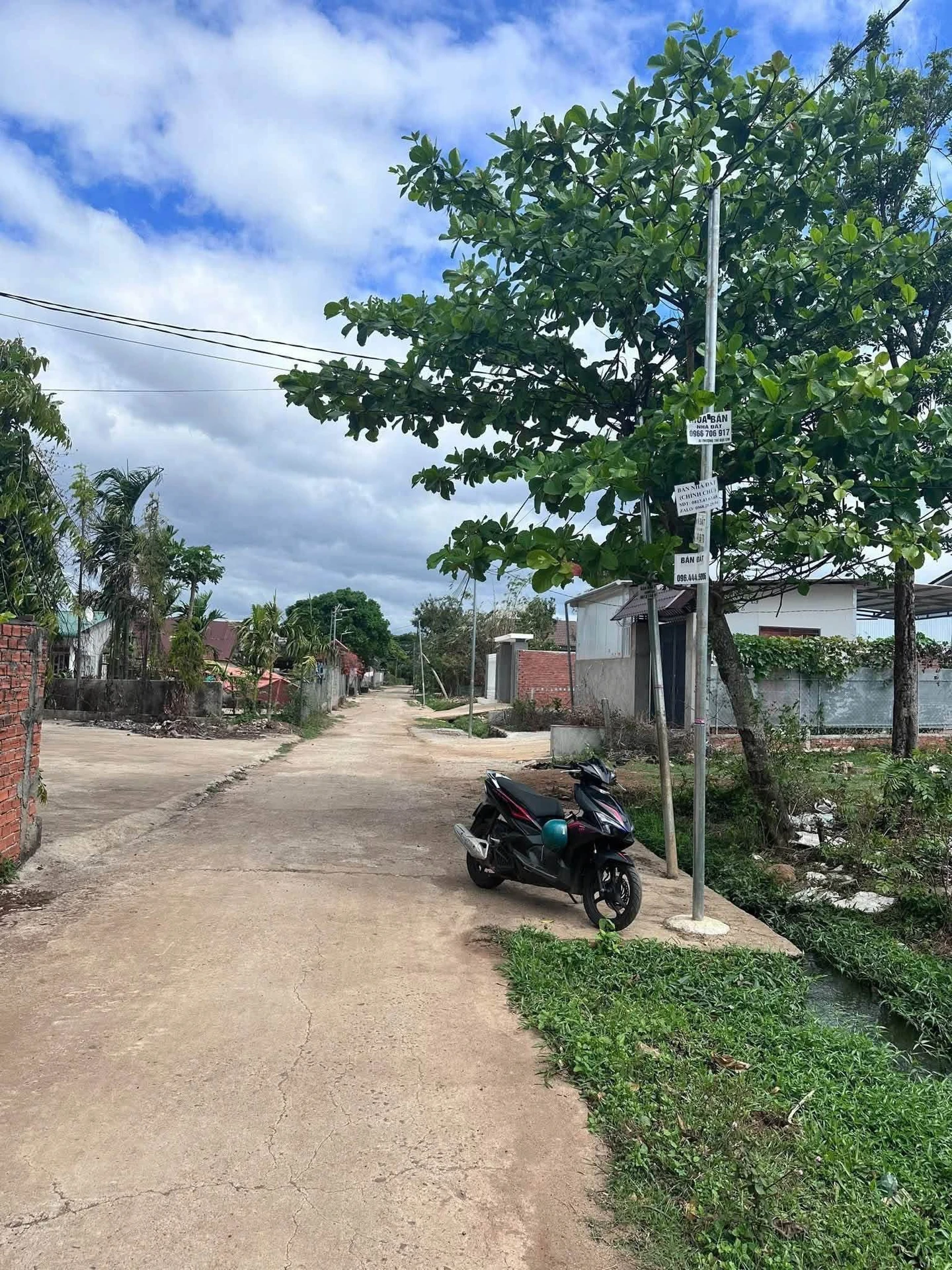 Bán đất chân dài 5x40m sau Chợ Eakao, 1 tỷ 150 triệu - Ảnh 1