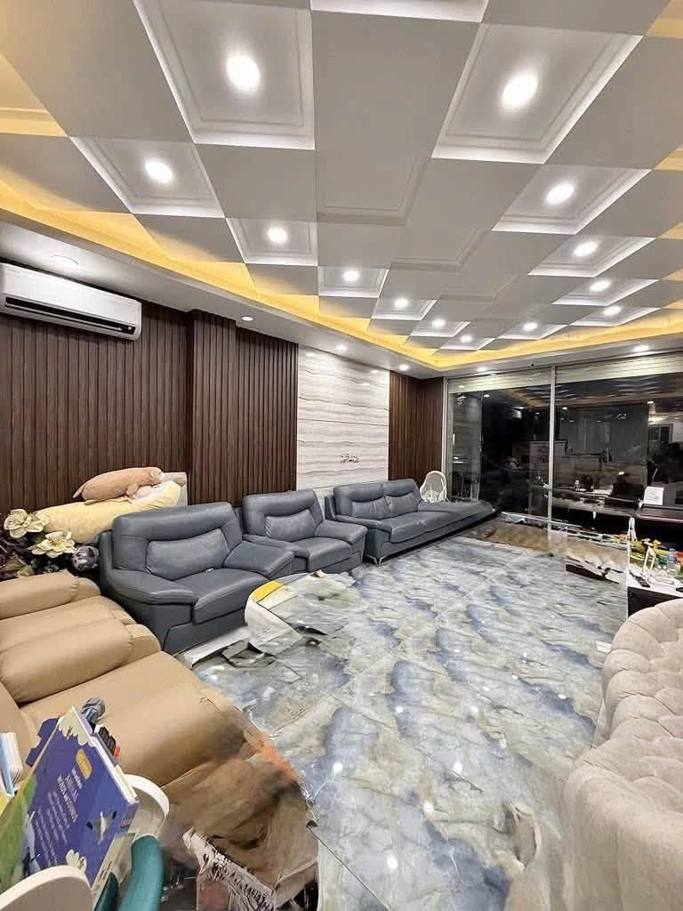 Bán nhà 4 tầng thang máy 5x19m khu họ Lê, Tân Phú, giá 9 tỷ - Ảnh thu nhỏ 2