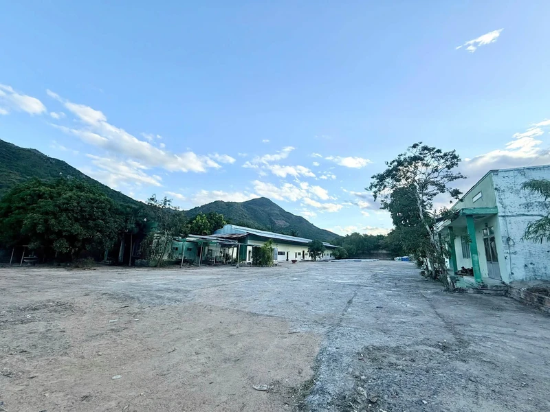 Bán đất 3 mặt đường 10.676m² Nha Trang