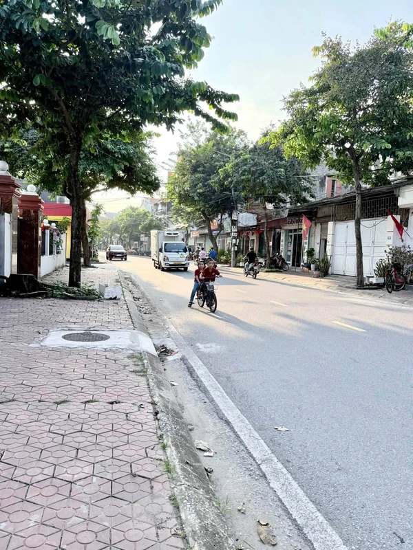 Bán nhà 1.5 tầng 79m2 trên Mạc Đĩnh Chi, Nam Sách, 3 tỷ