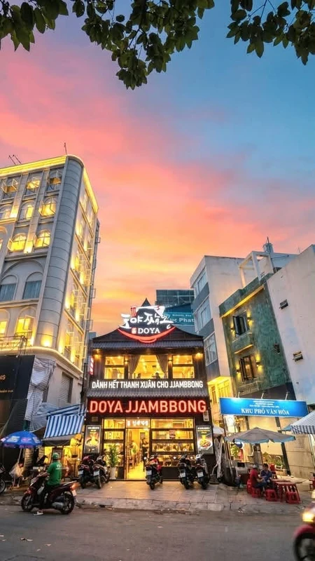 Bán nhà góc 3MT 46m2 Bùi Thị Xuân, Quận 1
