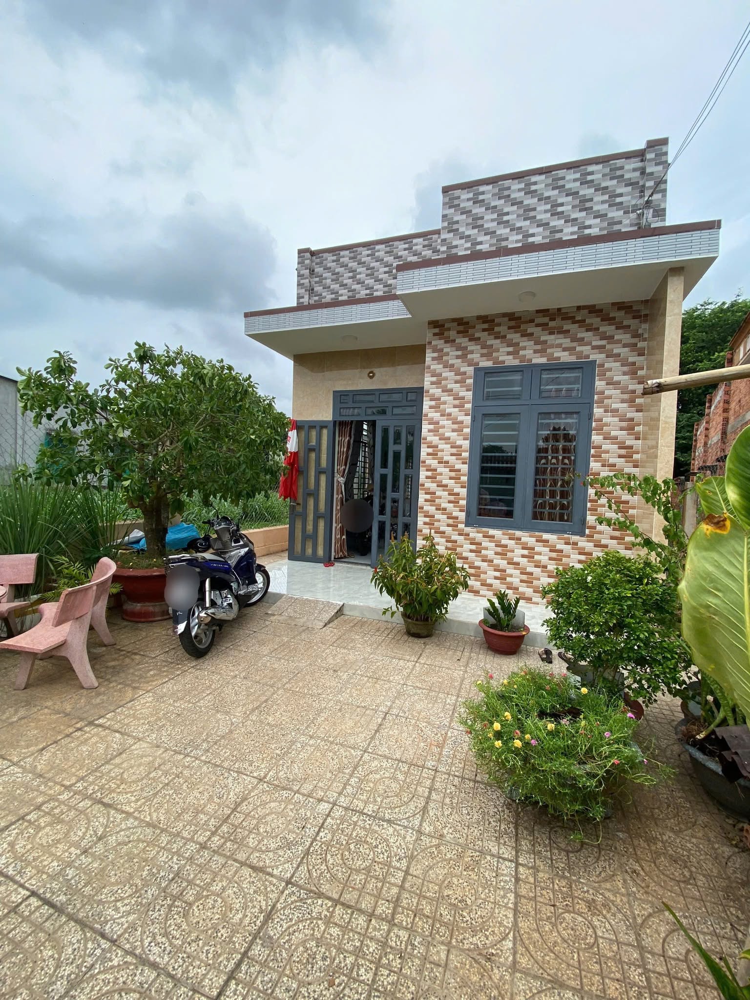 Bán nhà 2 phòng 170m² ngang 6m Đất Đỏ 1.7 tỷ