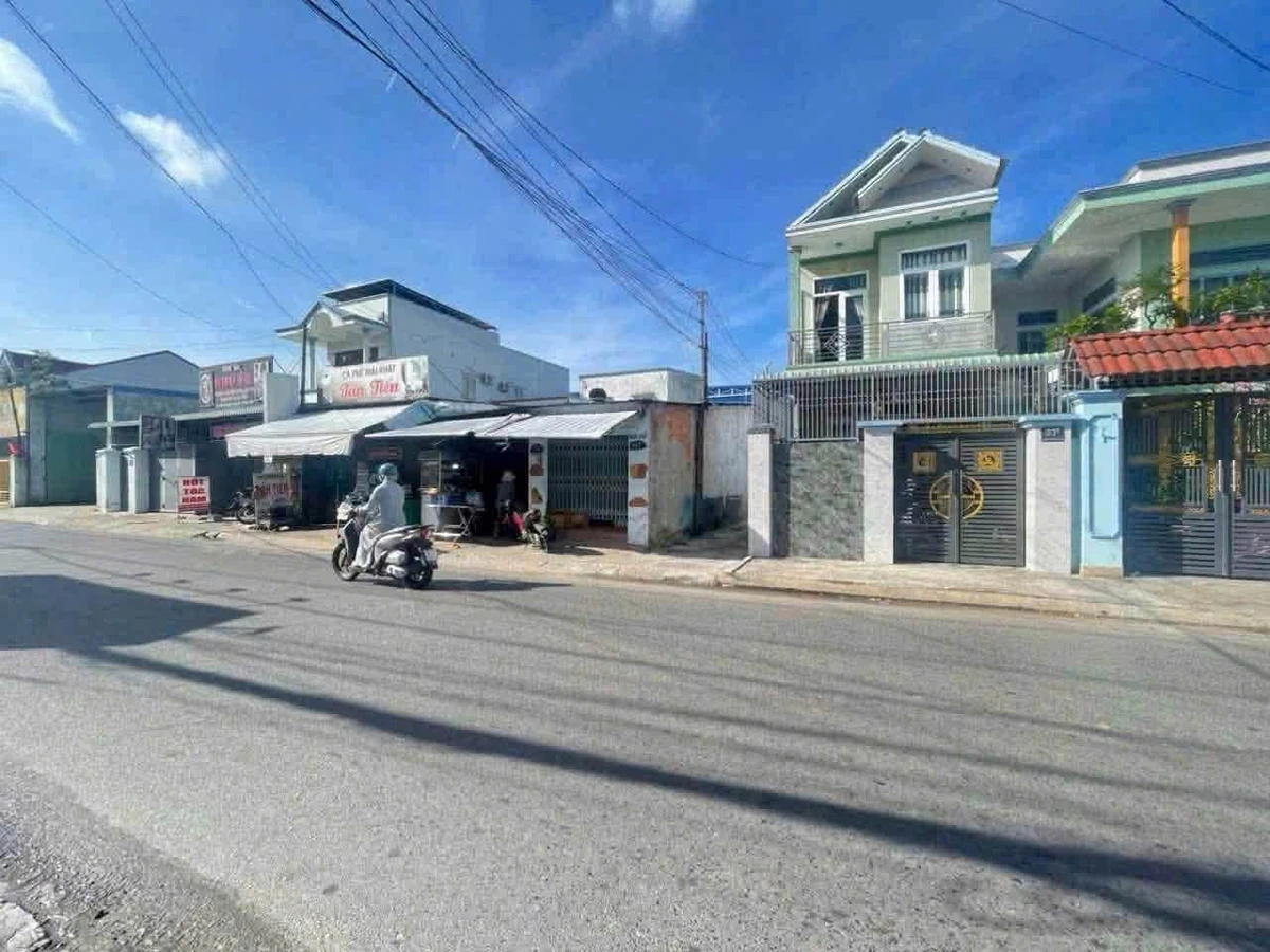Bán nhà cấp 4 góc 2 mặt tiền 97,5m² Phan Thiết - Ảnh thu nhỏ 2