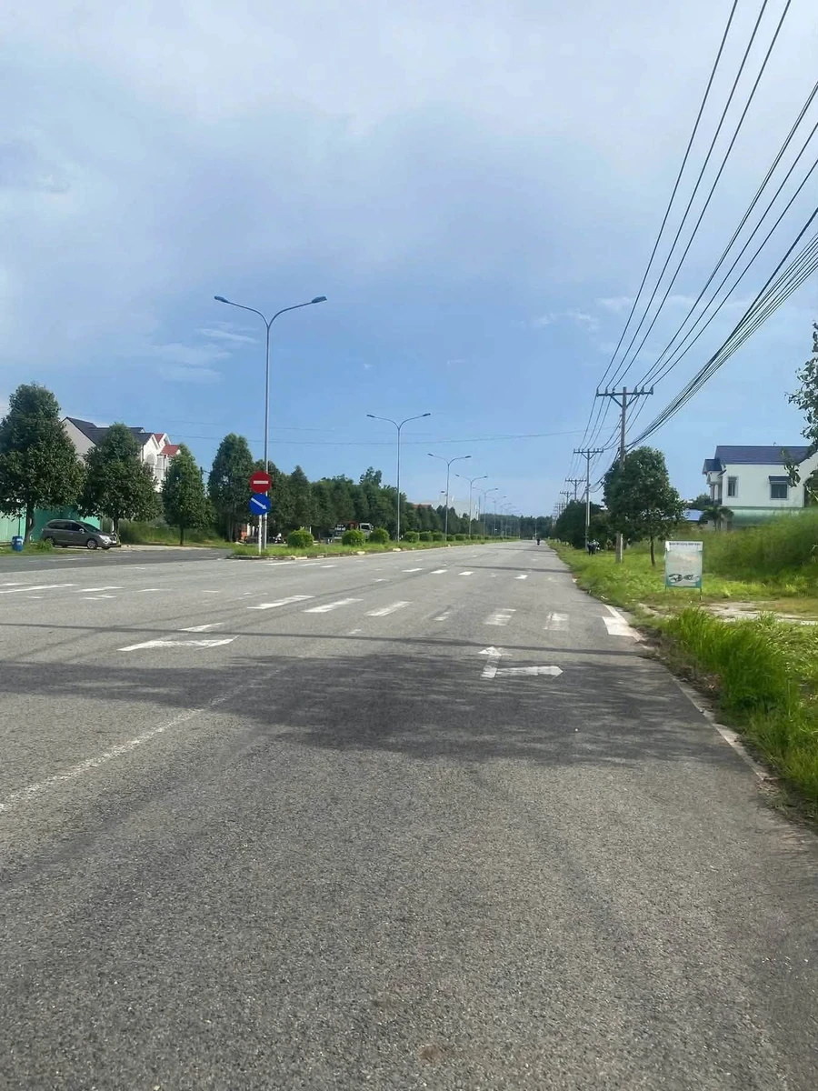 Nhà 2 phòng ngủ 150m² đường Nguyễn Văn Linh, Chơn Thành - Ảnh thu nhỏ 2