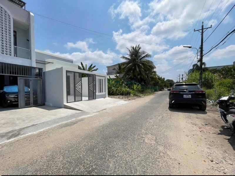 Nhà mặt tiền Văn Lang 100m² 2PN 2WC Kiên Giang