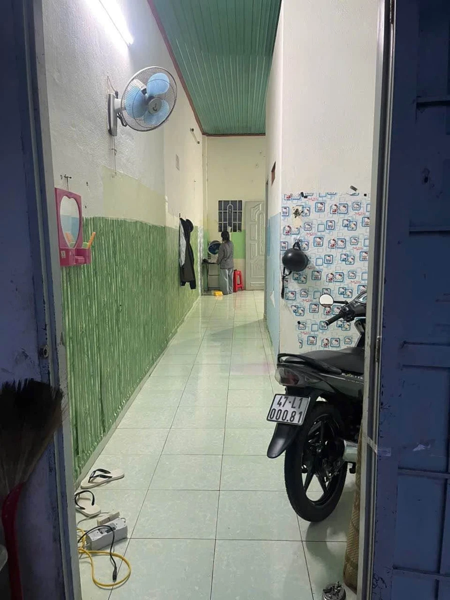 Bán nhà hẻm 91 Trần Quý Cáp, 150m², 2 tỷ 650 triệu - Ảnh thu nhỏ 4