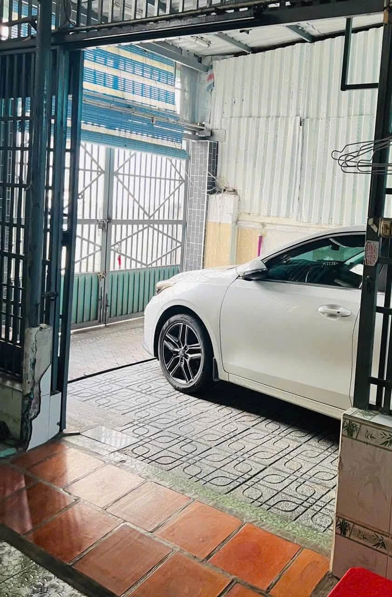 Bán nhà cấp 4 120m2 (5.7x20) đường Hoàng Diệu 2, Linh Trung, Thủ Đức, giá 5,65 tỷ - Ảnh 1