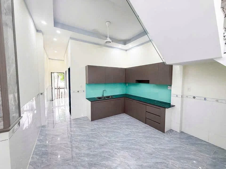 Bán nhà 1 trệt 1 lầu 120m2 Bửu Hoà 2,75 tỷ - Ảnh thu nhỏ 3