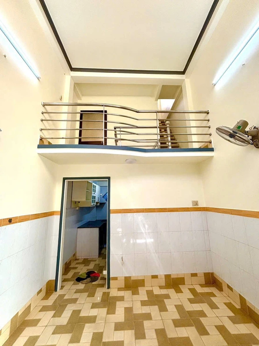 Bán nhà 2 tầng 2PN Rạch Giá 800 triệu - Ảnh 1