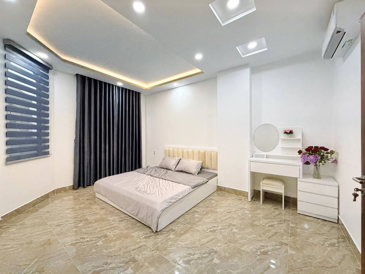 Bán nhà hẻm xe hơi Lê Quang Định, 38m², trệt 3 lầu, 3PN, 7,99 tỷ - Ảnh thu nhỏ 3