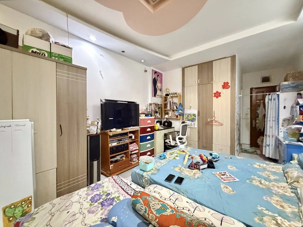Bán nhà 5 tầng 68m2 Bình Thạnh, gần Vincom hơn 8 tỷ - Ảnh thu nhỏ 3