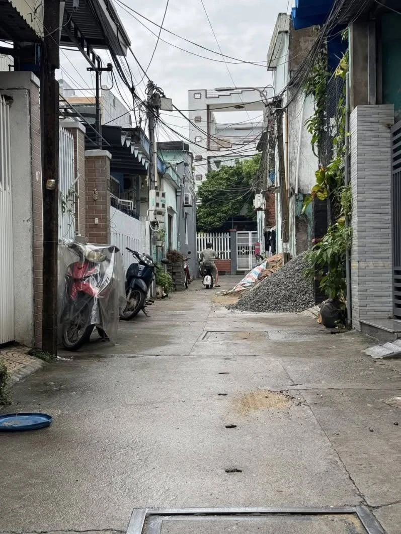 Bán nhà kiệt Lương Thế Vinh 104m2, cách biển Mỹ Khê 500m, Đà Nẵng - Ảnh 1