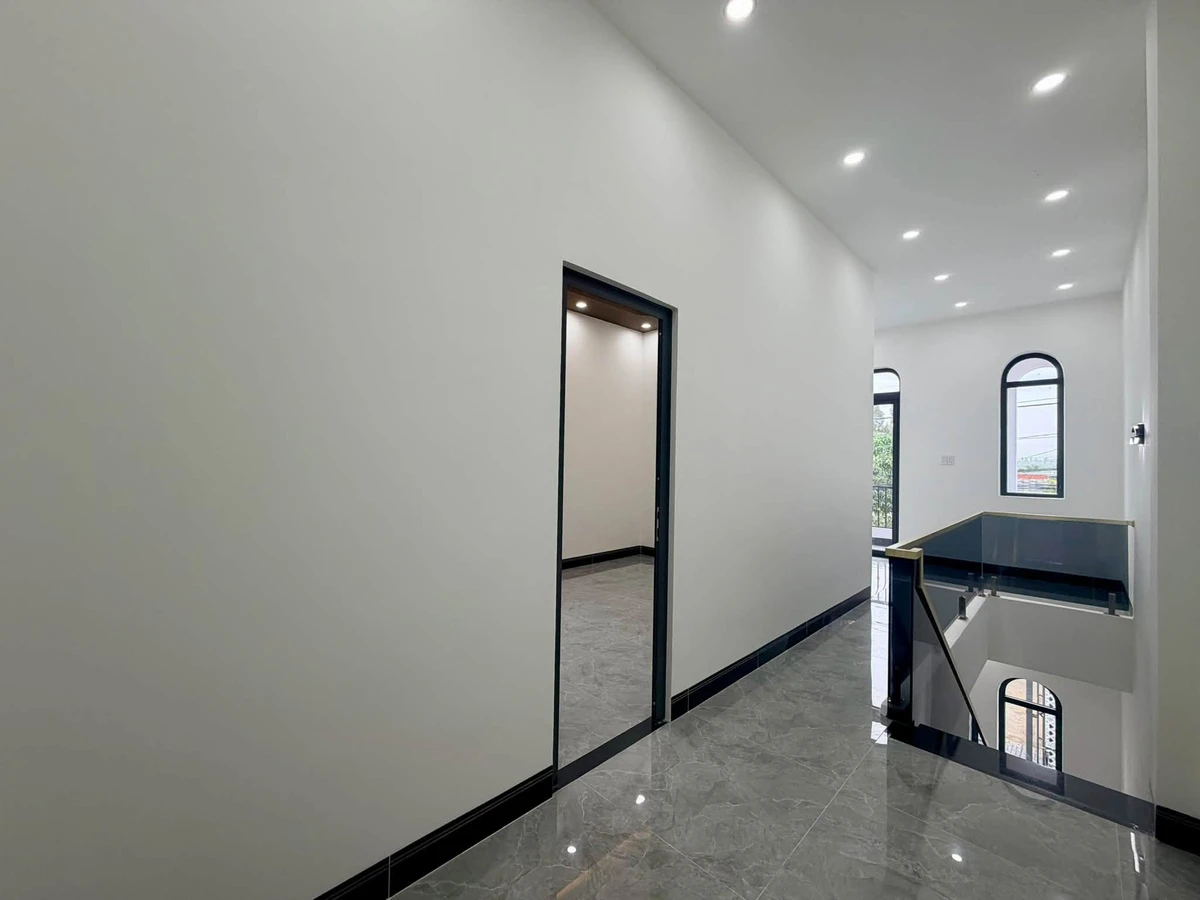 Nhà mặt đường Hoàng Lê Kha 80m² 3PN, Rạch Giá 2 tỷ 050 - Ảnh thu nhỏ 5