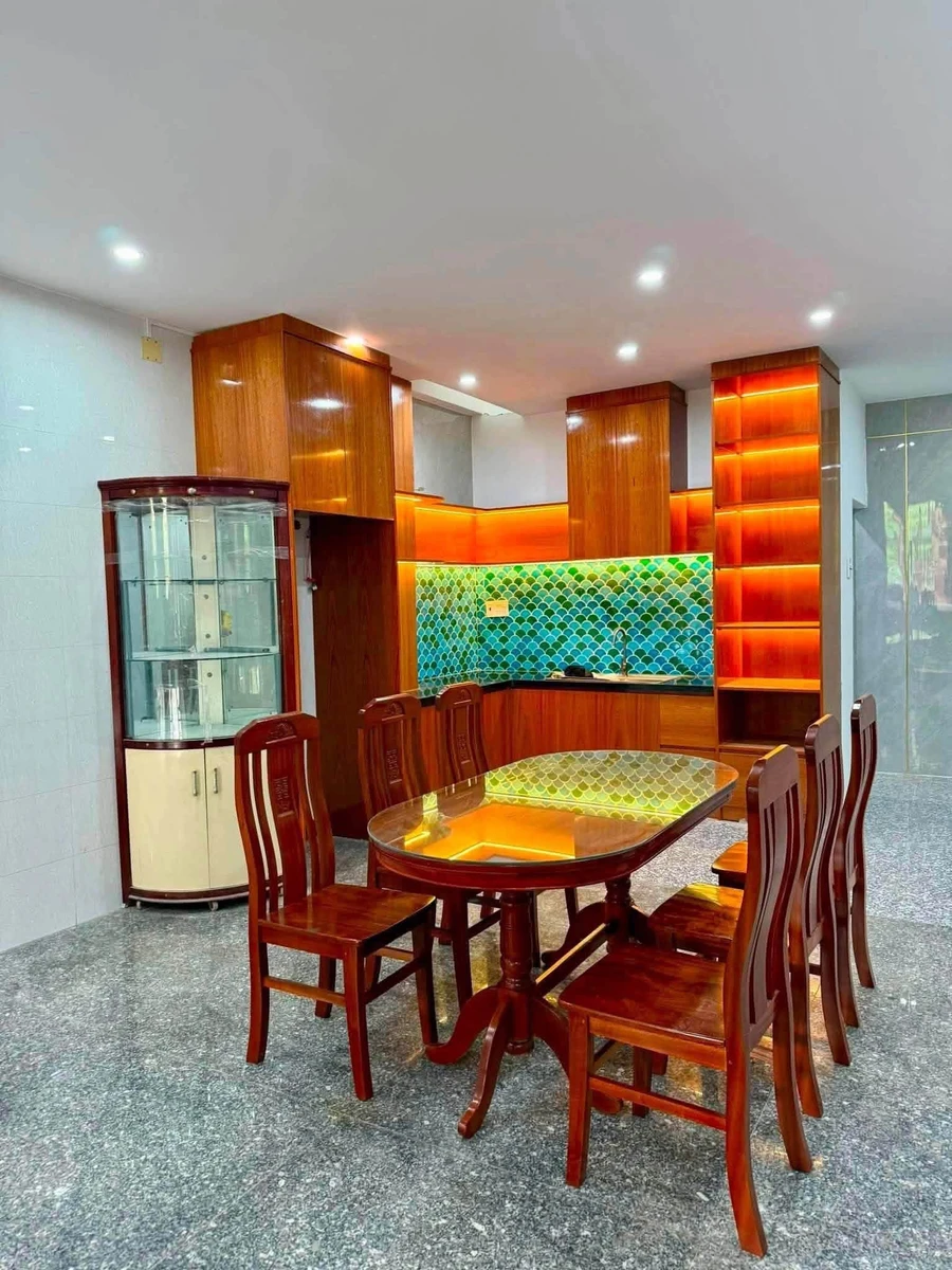 Bán nhà 3 tầng mặt tiền Tô Hiến Thành 72m², 4PN, 7 tỷ - Ảnh thu nhỏ 3