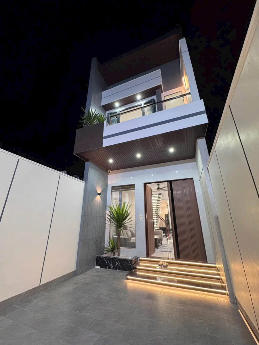 Bán nhà 1 trệt 1 lầu 3 phòng ngủ 120m² Quận 1 - 2 tỷ 590 - Ảnh thu nhỏ 2