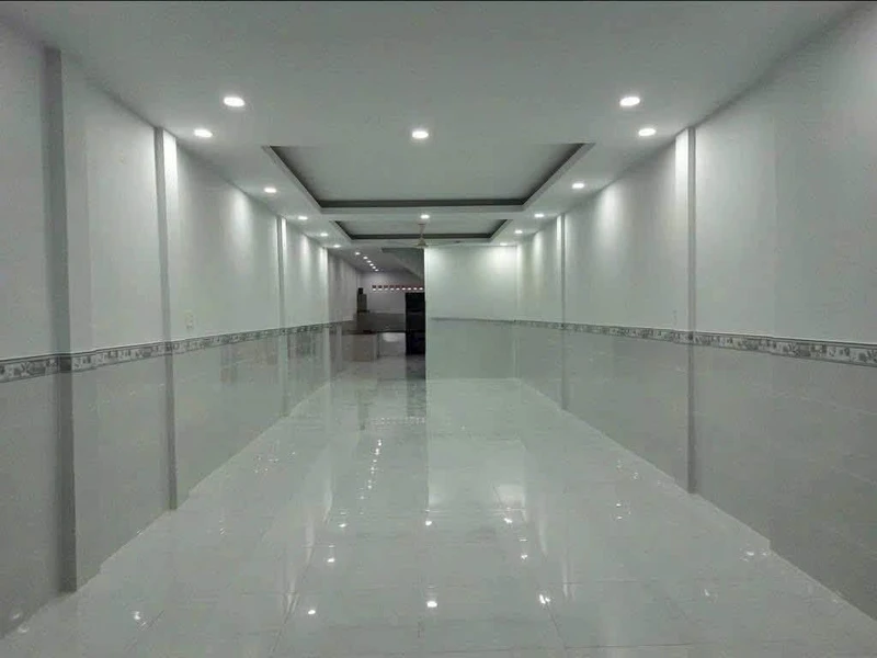 Cho thuê nhà nguyên căn mặt tiền Bạch Đằng, 80m², 4PN, Bình Thạnh