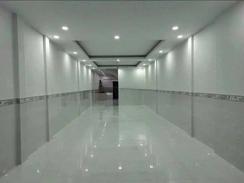 Cho thuê nhà nguyên căn mặt tiền Bạch Đằng, 80m², 4PN, Bình Thạnh - Ảnh 1