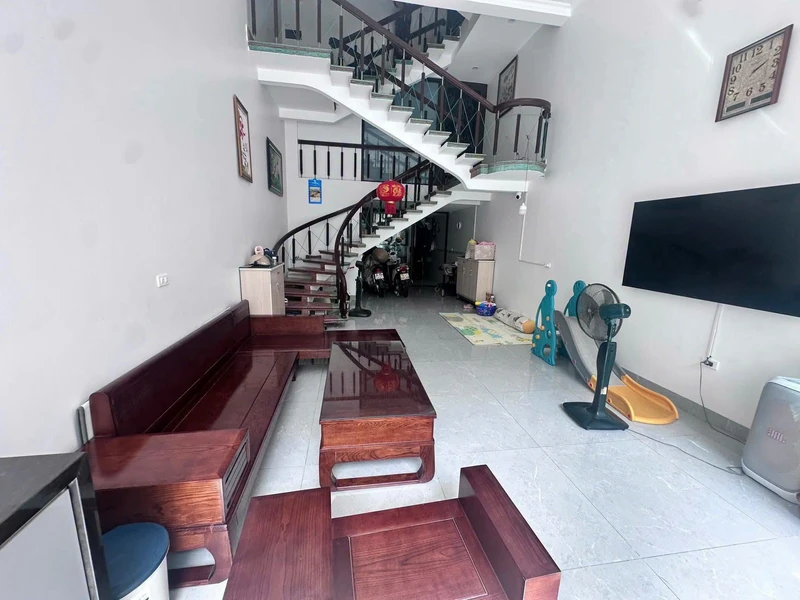 Bán nhà phố 4 tầng 1 tum 67,5m2 khu Giếng Đồn, Phường Hồng Gai, Hạ Long