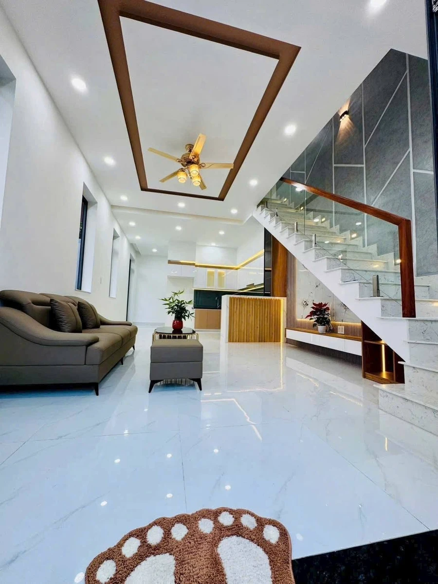 Bán nhà 2 mặt tiền 180m2, 3 phòng ngủ, Thủ Dầu Một Bình Dương - Ảnh thu nhỏ 3