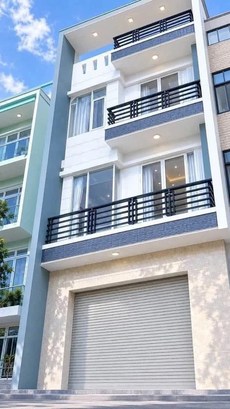 Bán nhà 3 lầu 3 PN 43m2 Lê Hồng Phong Vũng Tàu