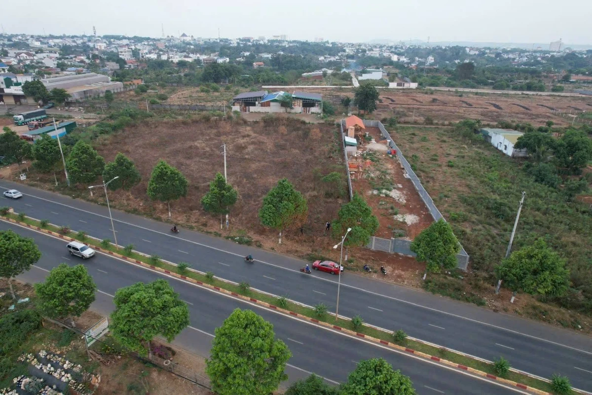 Bán đất 2 mặt tiền 4032 m² Buôn Ma Thuột 38 tỷ - Ảnh thu nhỏ 5