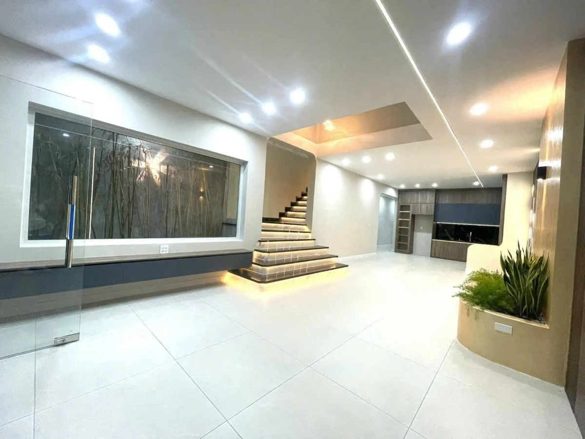 Bán nhà mặt tiền 5,8x17,06m, 3 tầng, 4PN, Chế Lan Viên - Ảnh thu nhỏ 5