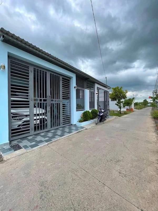 Nhà mới 3 phòng ngủ 150m² Long Khê Tây Ninh