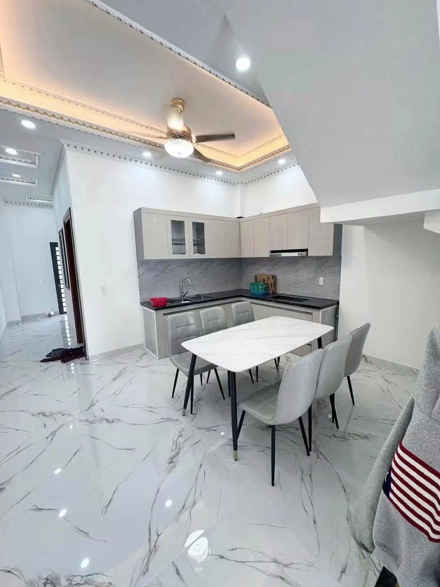 Bán nhà sổ riêng 72m² 3 phòng Tân Uyên Bình Dương - Ảnh thu nhỏ 2