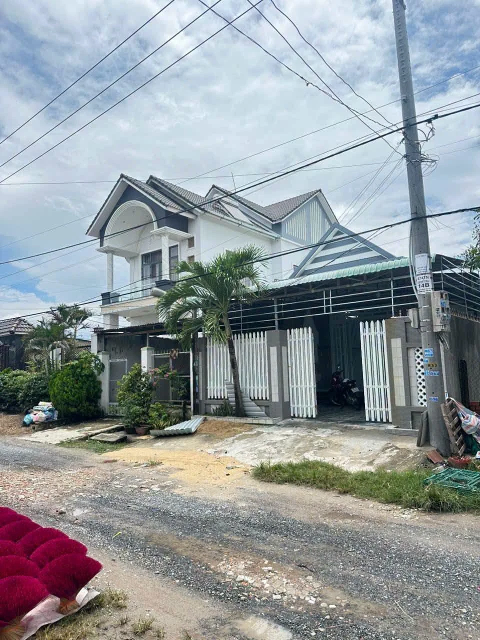Bán nhà hẻm Nguyễn Văn Linh, Tây Ninh, 150m² - 1,85 tỷ - Ảnh 1