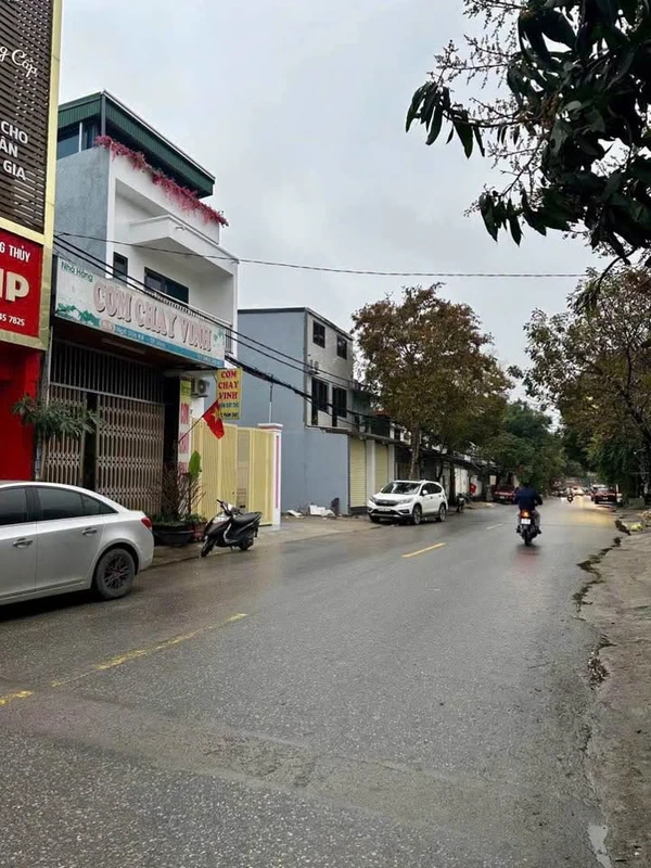 Bán lô đất thổ cư mặt tiền đường Bác Sĩ Trung, Phú An, giá 2,05 tỷ vibang