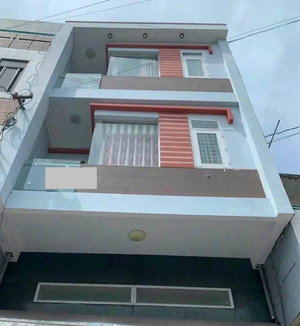 Bán nhà 3,5 tầng mặt tiền Phan Chu Trinh, Quy Nhơn, 40m², 3 phòng ngủ, giá 4,75 tỷ