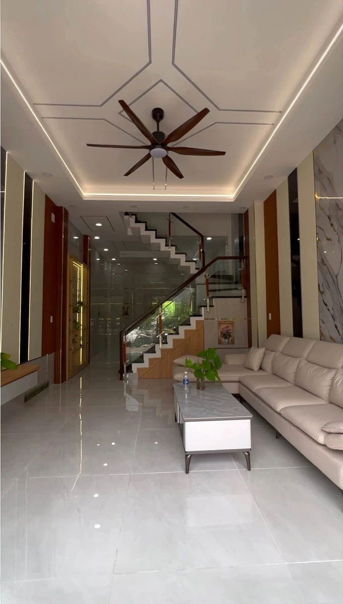 Bán nhà hẻm ô tô 51m2, 5PN, tặng full nội thất, gần Aeon Tân Phú, Bình Tân - Ảnh thu nhỏ 3