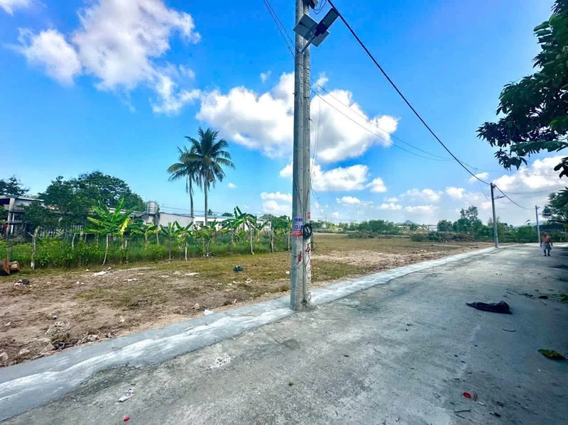Bán đất 224m² ngã 4 Bến Tràm Phú Quốc, 2 tỷ