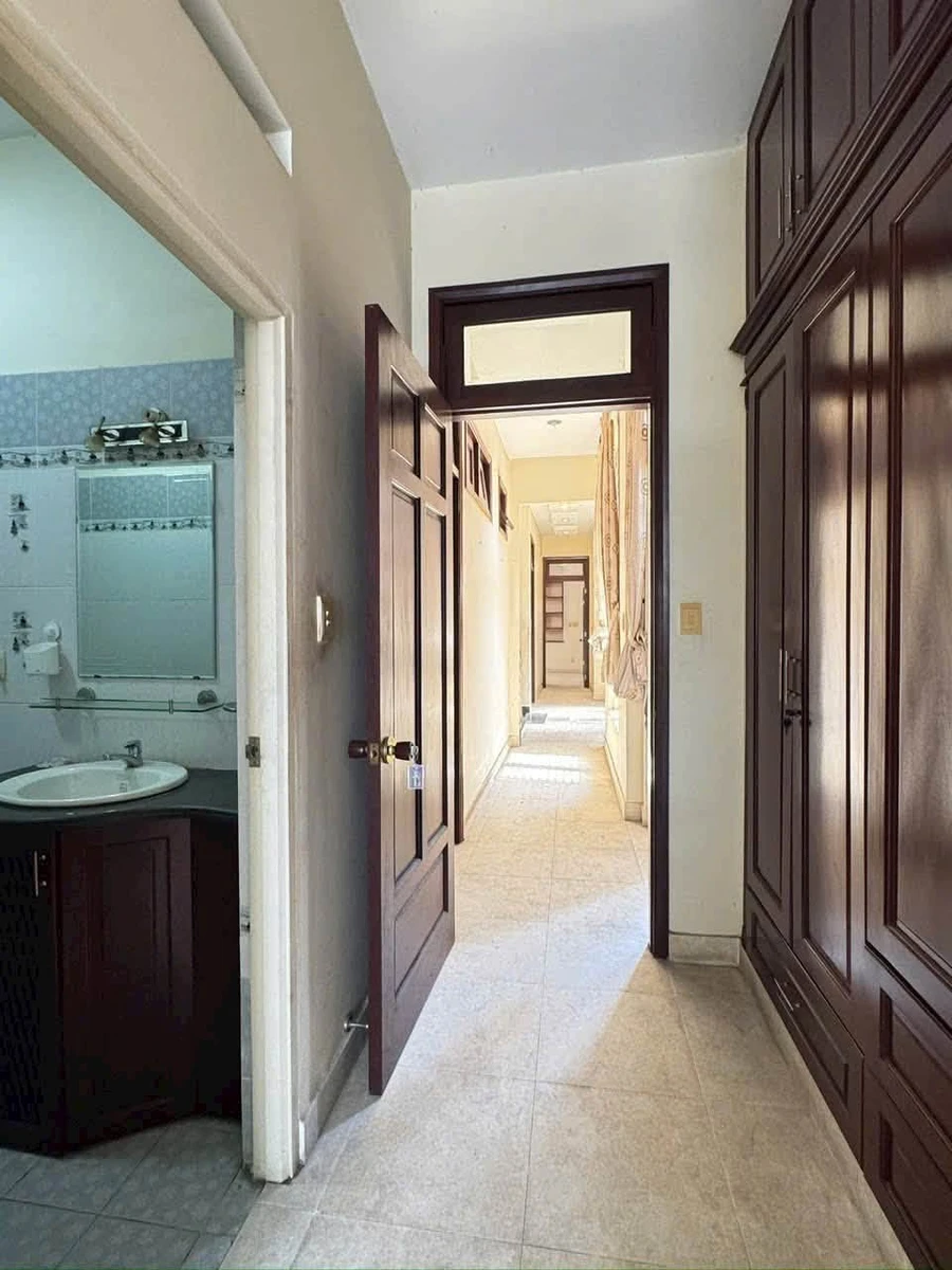 Bán biệt thự 3 tầng 133m2 hẻm xe hơi khu Phạm Văn Hai, Tân Bình giá 20 tỷ - Ảnh thu nhỏ 5