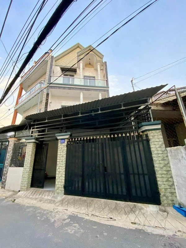 Bán nhà 1 trệt 2 lầu 4PN 79m² Thủ Dầu Một giá 3,4 tỷ