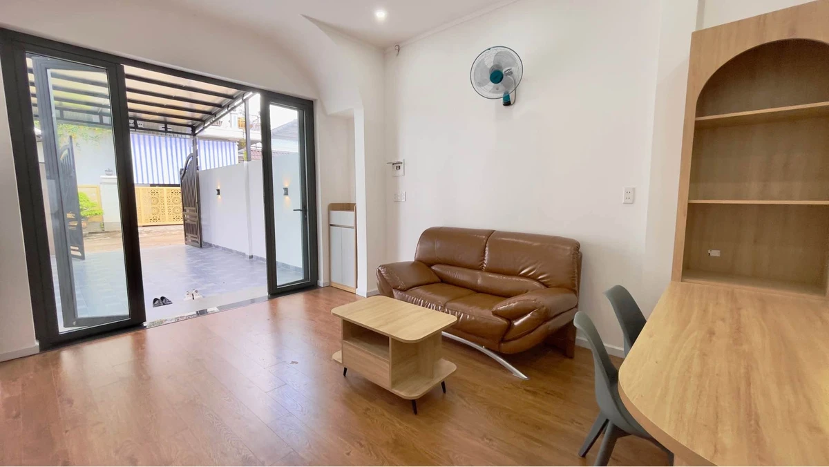 Bán nhà 3PN 132m² nội thất đầy đủ Nguyễn Lương Bằng 2 tỷ - Ảnh thu nhỏ 2