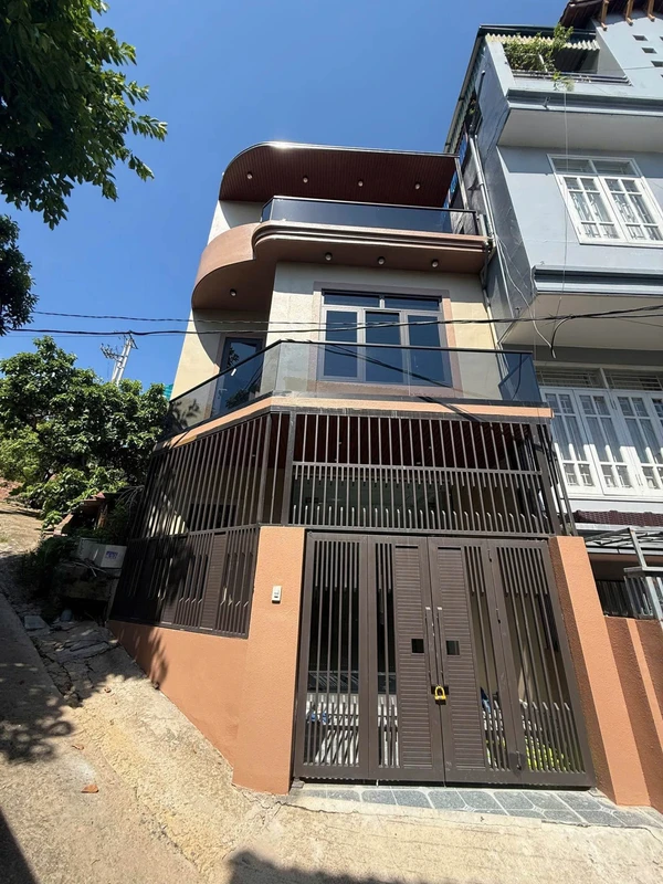 Bán nhà 3 tầng 48 m² Tây Quận 1 - 4,2 tỷ