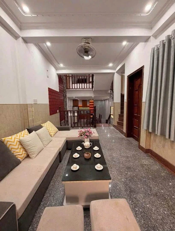 Bán nhà 3 tầng 71m² mặt tiền Tô Hiến Thành, Quy Nhơn