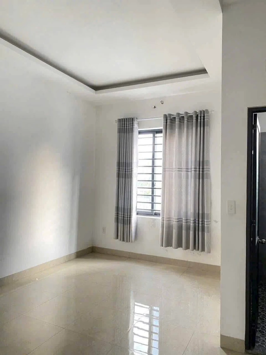 Bán nhà mặt tiền Phan Thanh Giản 90m2, 1 trệt 2 lầu, 3PN, giá 4,5 tỷ, Long Toàn, TP Bà Rịa - Ảnh thu nhỏ 3