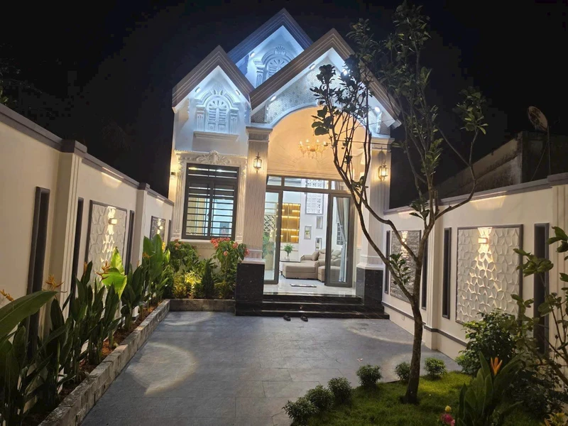 Bán nhà mặt tiền đường nhựa HL173 (ĐT883) 286,8m², 3PN, Phường Phú Tân, Vĩnh Long